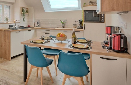 Plouhinec Villa | Beautiful apartment in villa for 4 guests with WIFI, TV, terrace and parking