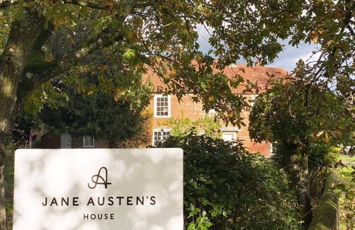 Winchester Apartment | Beautiful apartment in the heart of dreamy town of Winchester