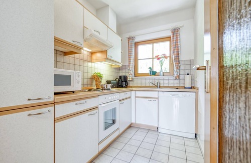 Zingst Apartment | Beautiful apartment in a quiet location in the vacation park!