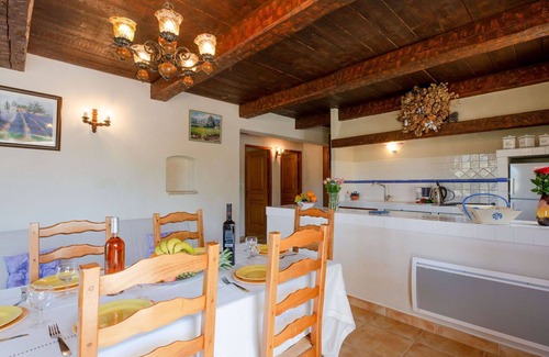 Bauduen Villa | Beautiful apartment in villa with WIFI, TV, terrace, pets allowed, panoramic view and parking