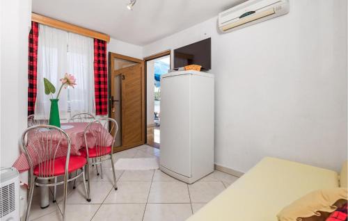Punta Kriza Apartment | Beautiful Apartment In Punta Kriza