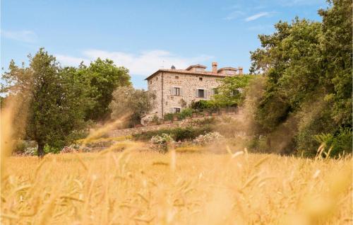 Semproniano Apartment | Beautiful Apartment In Loc Scalabrelli