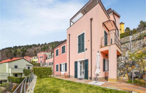 Magliolo Apartment | Beautiful Apartment In Magliolo