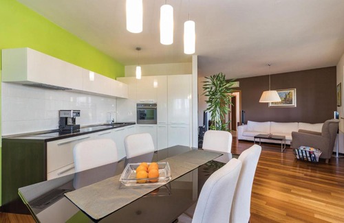 Pula Apartment | Beautiful apartment in Pula with 3 Bedrooms and WiFi