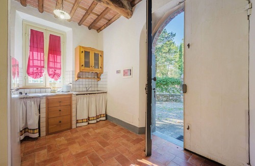 San Michele di Moriano Villa | Beautiful apartment in villa for 2 guests with pool, WIFI, TV and terrace