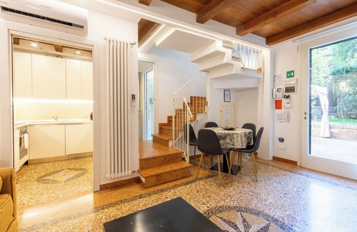 Historic Center Apartment | Beautiful apartment Isaia Garden