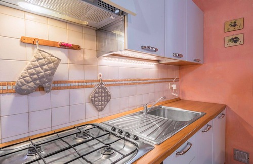 Cutigliano Apartment | Beautiful apartment for 6 guests with WIFI, pool, TV, veranda, pets allowed and parking