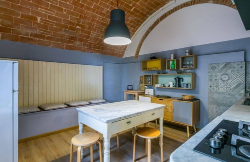 Lorenzana Villa | Beautiful apartment in villa for 4 guests with pool, WIFI, pets allowed and parking