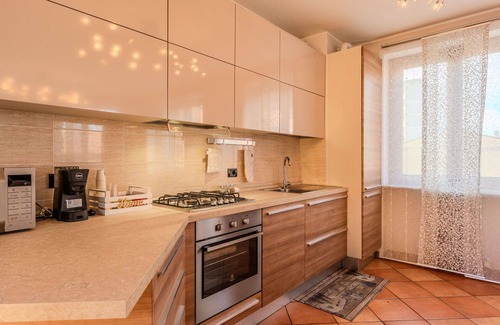 Rovellasca Apartment | Beautiful apartment for 4 guests with A/C, WIFI, TV and balcony