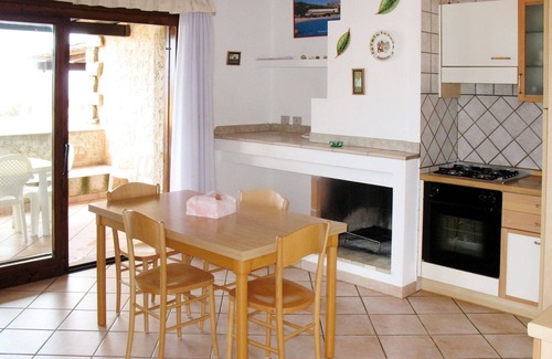 Sant'Elmo House | Beautiful apartment in villa for 6 people with A/C, TV, terrace and pets allowed