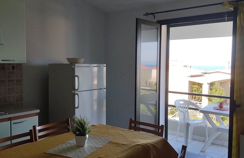 La Ciaccia Apartment | Beautiful apartment for 6 people with WIFI, pool, TV and balcony, close to Castelsardo