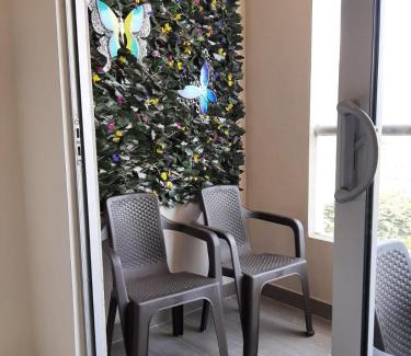 San Martin Apartment | Beautiful Apartment Suite with Sea View