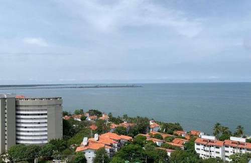 San Martin Apartment | Beautiful Apartment Suite with Sea View