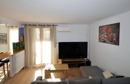 Vauban Apartment | Beautiful Apt With Balcony In Marseille