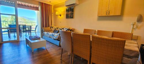 Agay Apartment | Beautiful apt with AC and swimming pool