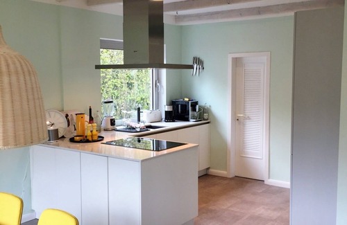Sierksdorf House | Beautiful beach bungalow, 2 minutes walk to the beach, high-speed internet