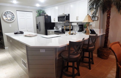 Fort Morgan Condo | Beautiful Beach Front Condo overlooking Gulf of Mexico & pristine sandy Beaches