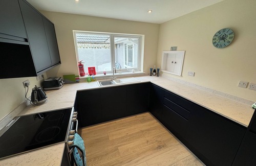 South Hayling House | Beautiful beachfront getawaynn