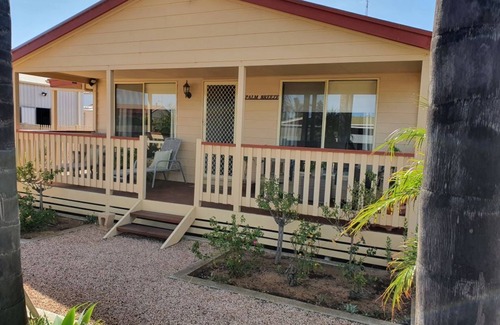 Moonta Bay House | Beautiful beach house - 4-bedroom -with AC and WiFi in Moonta Baynn