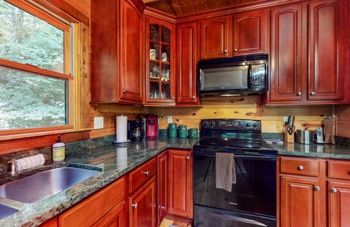 Cashes Valley Cabin | Beautiful Blue Ridge escape w/a game room, private hot tub, & furnished decks