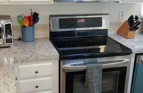 Paso Robles House | Beautiful, brand new manufactured home on the south shore of Lake Nacimiento.
