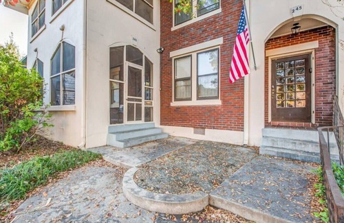 Midtown House | Beautiful Brick Patio, Top Unit- Bluemoon Bungalow