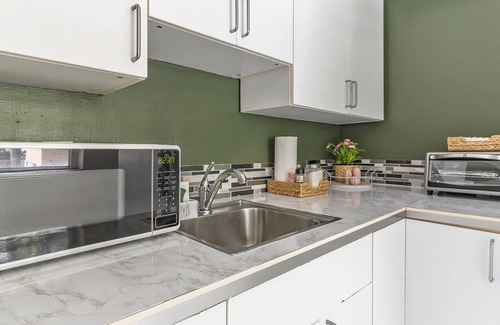 Brickell Condo | Beautiful Brickell Apartment/Beach 10min/Location/Shops