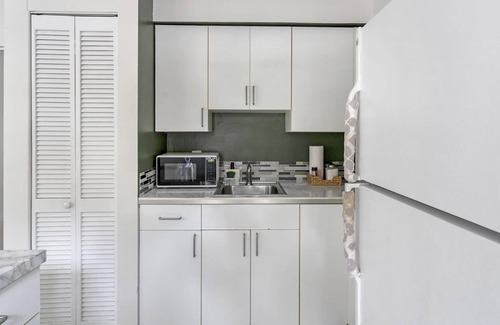 Brickell Condo | Beautiful Brickell Apartment/Beach 10min/Location/Shops