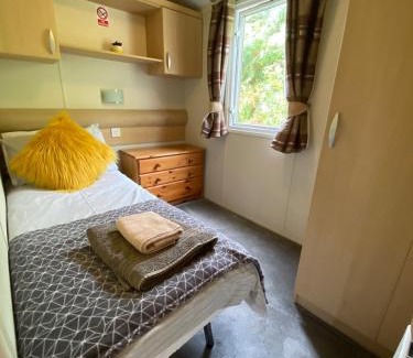 Nostie Apartment | Beautiful Bright holiday let, 5 Miles from Dornie