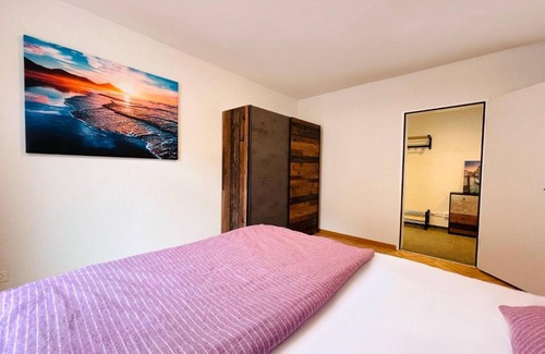 St. Gallen Apartment | Beautiful, bright, large apartment with balcony smarttv