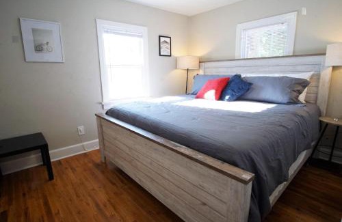 Greeley Apartment | Beautiful Bungalow Next to UNC - Free Cruiser Bikes!