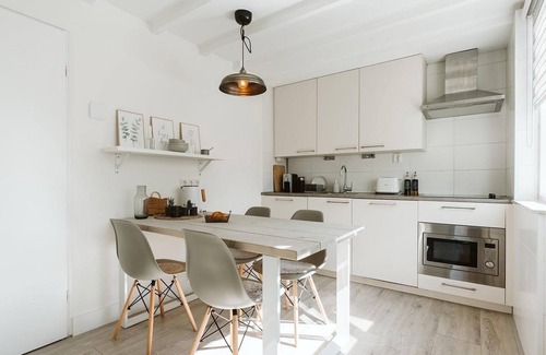 Ouddorp House | Beautiful bungalow with 2 garden seats and cosy furnishings in comfy style