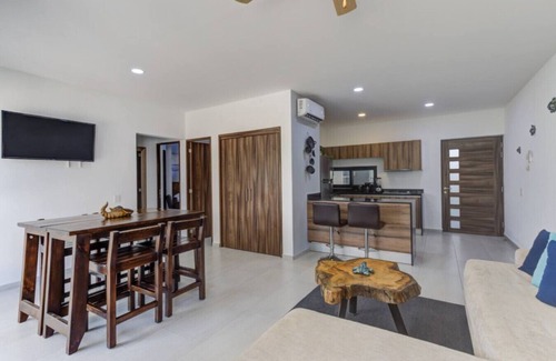 La Cruz de Huanacaxtle Condo | Beautiful condo with pool!