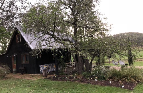 Wollombi Cottage | Beautiful cabin for a couple.