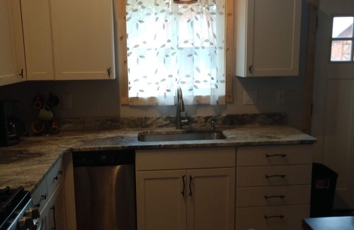 Columbia Falls Cabin | Beautiful cabin close to Glacier Park, Flathead Lake & Whitefish Mountain.