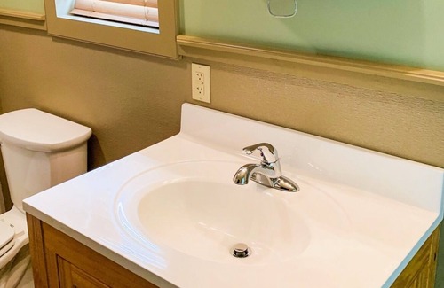 Edgefield Cabin | Beautiful Cabin with scenic views for Corporate Events & Family Vacations