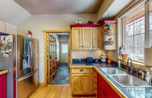 Fishhook House | Beautiful cabin with woodstove & firepit, near outdoor recreation