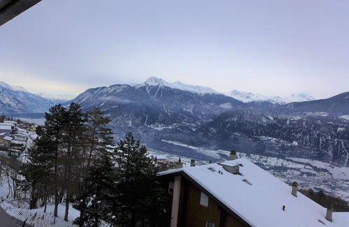Chermignon Apartment | Beautiful apartment for 5 people with WIFI, TV and balcony
