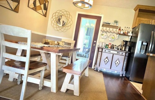 Panama City House | Beautiful, clean & private house on a cal-de-sac!