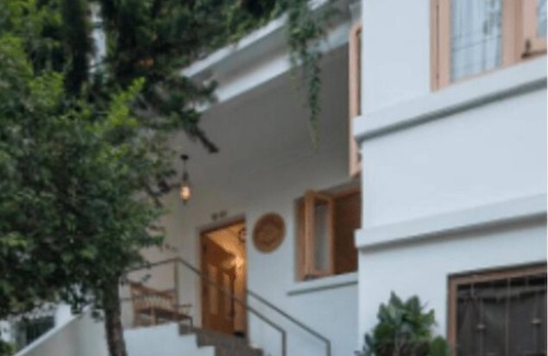 Granada House | Beautiful Executive Single Room