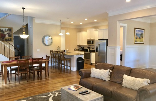 Palmetto Dunes House | Beautiful Cottage on Hilton Head Island, Green