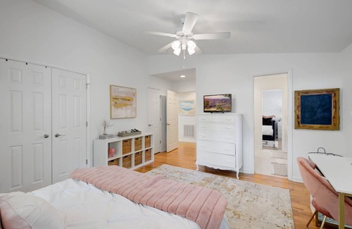 Old Village House | Beautiful Coastal House (4Bdrm/3Bath) in the Old Village! Close to everything!