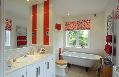 Bourton House | Beautiful, comfortable and spacious accommodation in The Heart of The Cotswolds