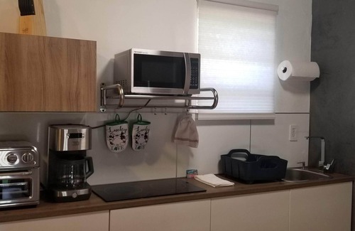 Sunny Isles Beach Condo | Beautiful condo walking distance to the beach, stores, restaurants