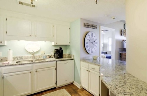 Sugar Mountain Condo | Beautiful Condo on the 7th Floor of Sugar Top facing the ski slopes!