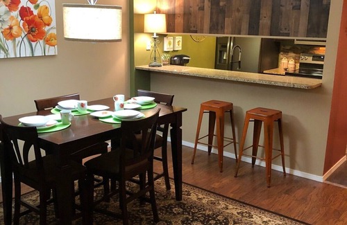 Table Rock Condo | Beautiful Condo on the 16th green! Dog friendly-with approval…Golf discounts!