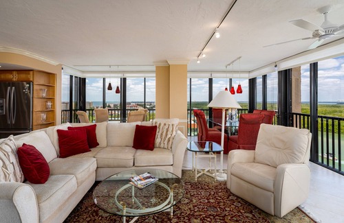 Bonita Springs Condo | Beautiful condo with amazing views only steps to the beach!
