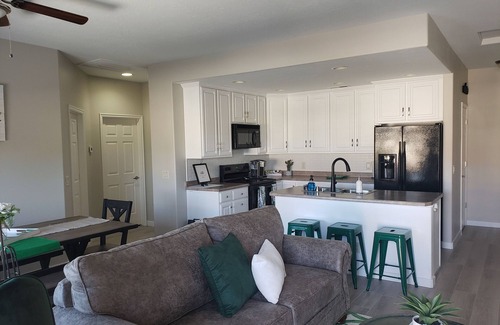 Mesquite Condo | Beautiful Condo w/balcony and an additional game room, swimming pool and more!