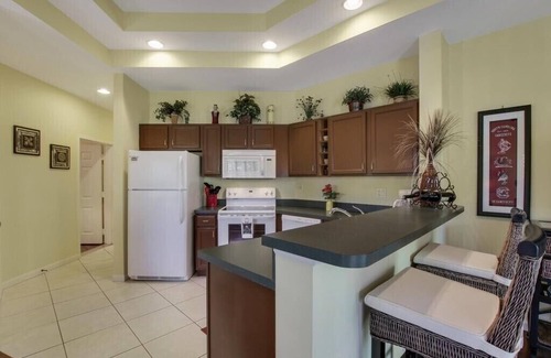 Port Saint Lucie Condo | Beautiful Condo with a Tree House Feel