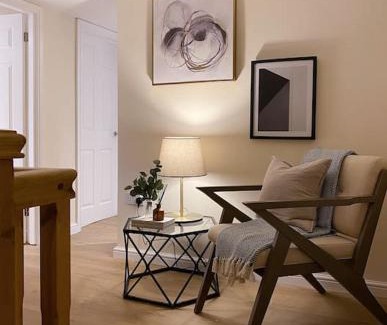 Walsden House | Beautiful & cosy 4 bedroom home